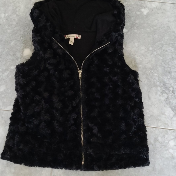Girls faux fur jacket - Picture 3 of 4